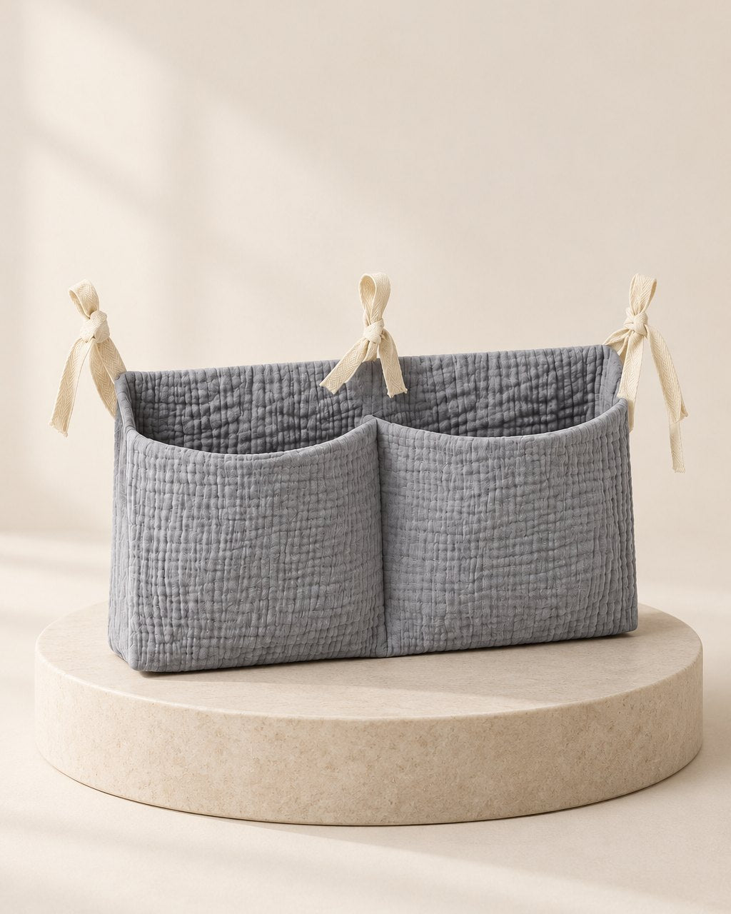 Soft grey two-pocket hanging organiser